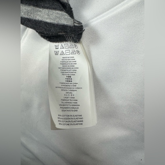 Michael Kors Dark & Light Grey Striped Quarter Sleeve Shirt SM - Silver Zippers - Picture 15 of 16